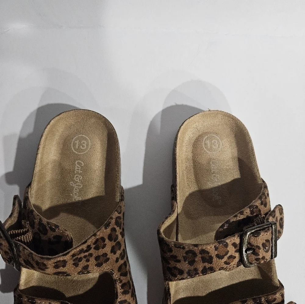 Girls NWOT Cat & Jack Animal Print Sandals Size 13